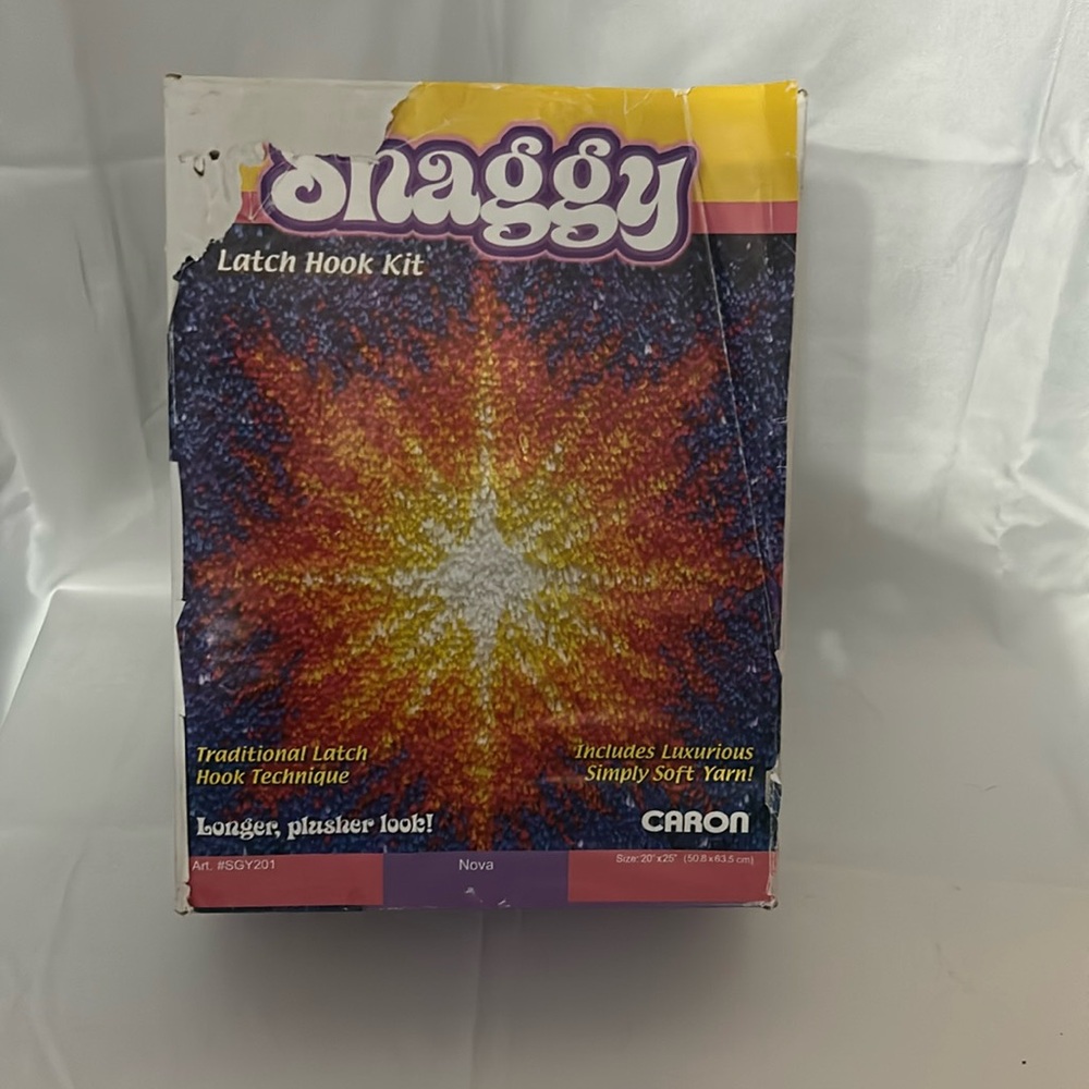 Shaggy Latch Hook Kit "Nova" Celestial Star 25x20 Caron #SGY201 OPEN BOX